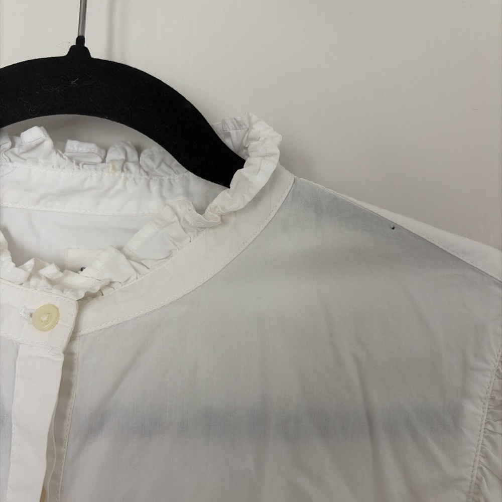 GAP‎ Ivory Ruffle Trim Blouse - Picture 3 of 4